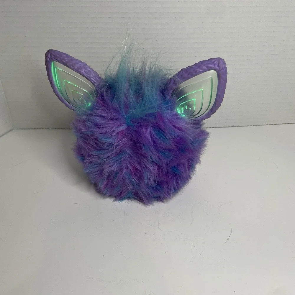 Hasbro Furby Interactive Purple  & Blue Talks Ears Move Light Up Talks TESTED